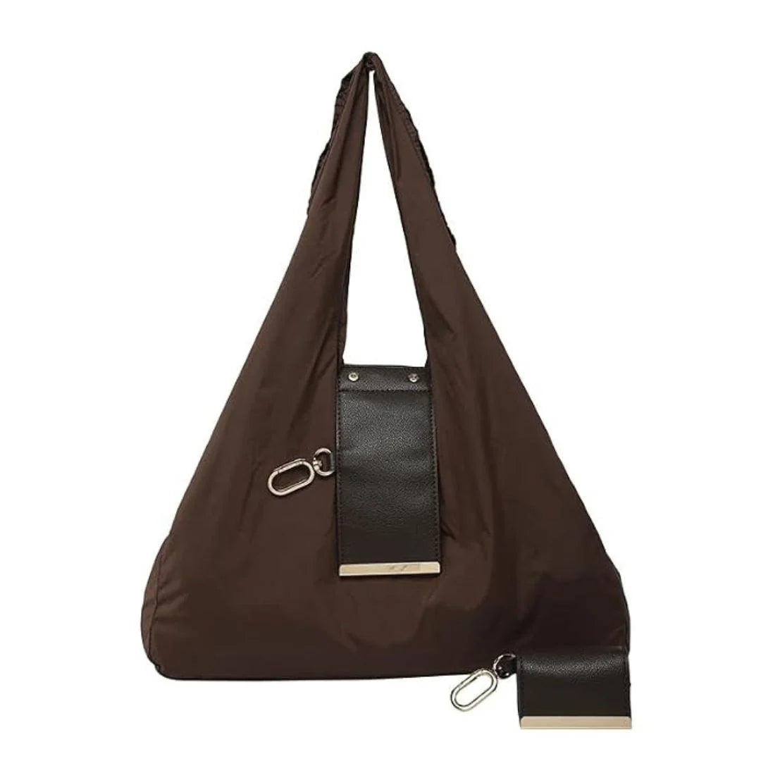 Tote purse being carried during daily use